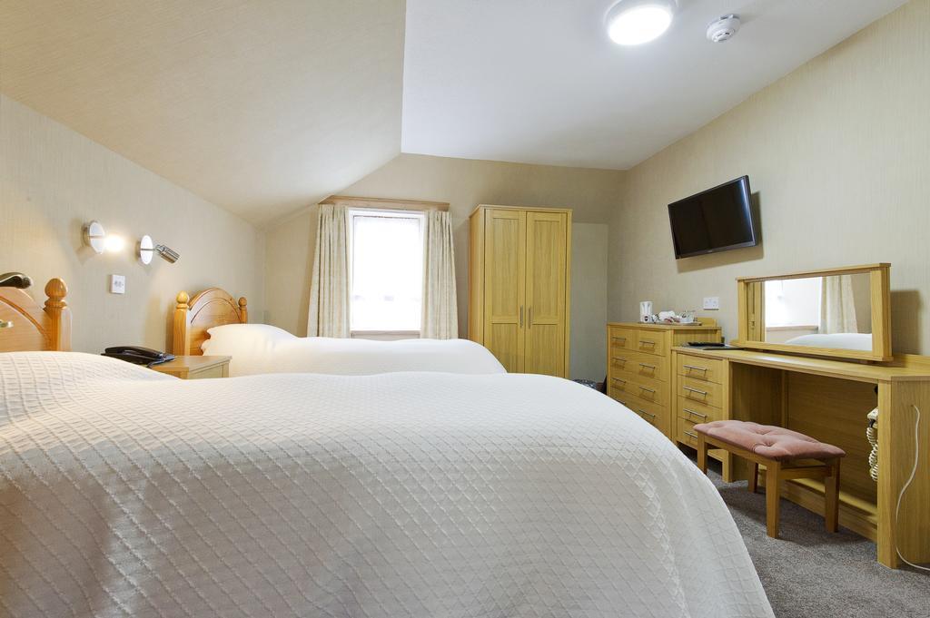 Nethercliffe Hotel Уик Номер фото